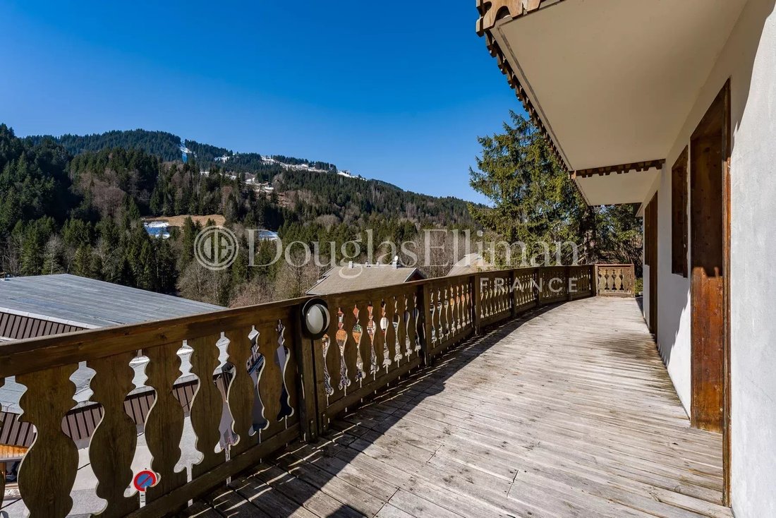 Chalet in Morzine, Auvergne-Rhône-Alpes, France 4 - 17348729
