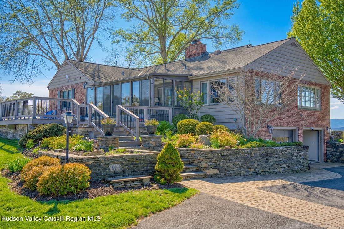 House in Coxsackie, New York, United States 1 - 17370719