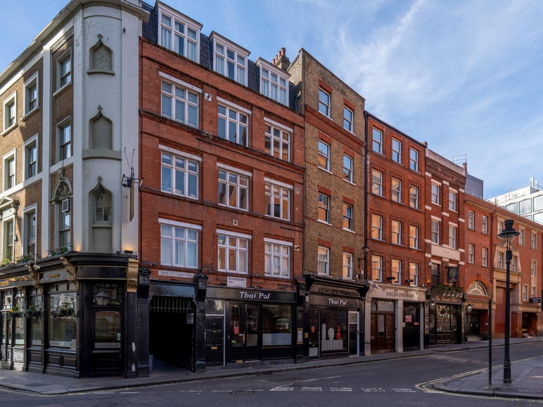 Apartment in Charing Cross, Westminster, England 1 - 17361840