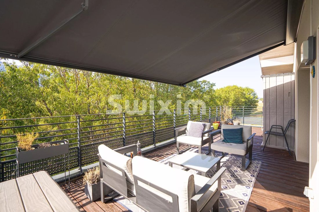 Apartment in Chevry, Auvergne-Rhône-Alpes, France 1 - 17353013