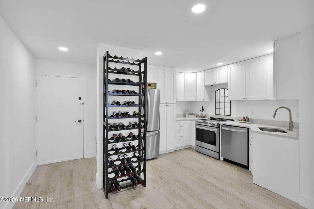 Condo in Jacksonville Beach, Florida, United States 4 - 17360249