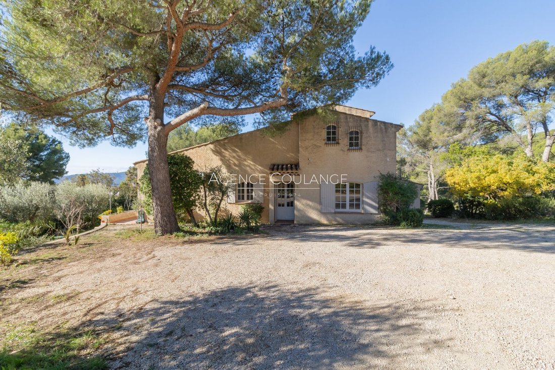 Villa in Ceyreste, Provence-Alpes-Côte d'Azur, France 1 - 17357830