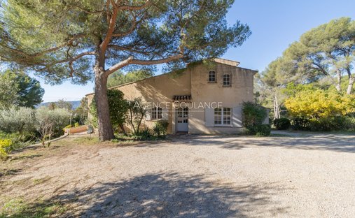 Villa in Ceyreste, Provence-Alpes-Côte d'Azur, France 1