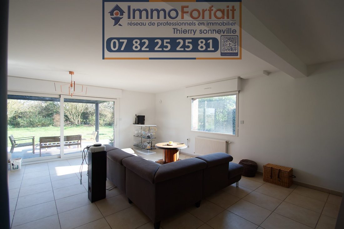 House in Camphin-en-Carembault, Hauts-de-France, France 4 - 17371205