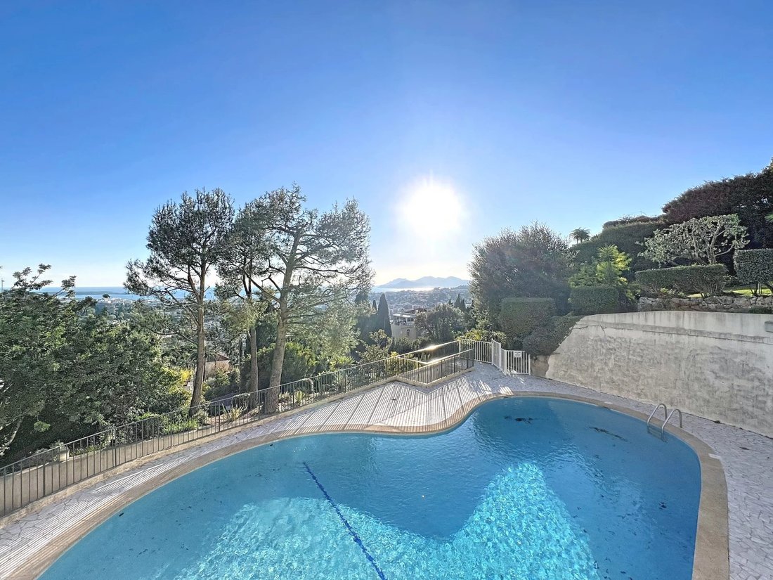Apartment in Sainte Catherine, Le Cannet, France 1 - 17365832