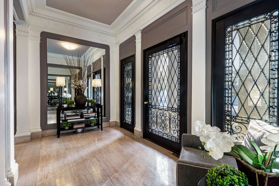 Co Op in San Francisco, California, United States 3 - 17371697