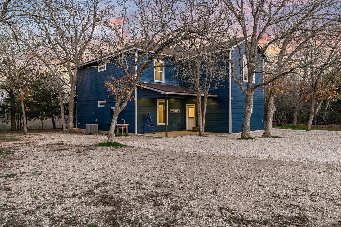 House in Dale, Texas, United States 2 - 17356335