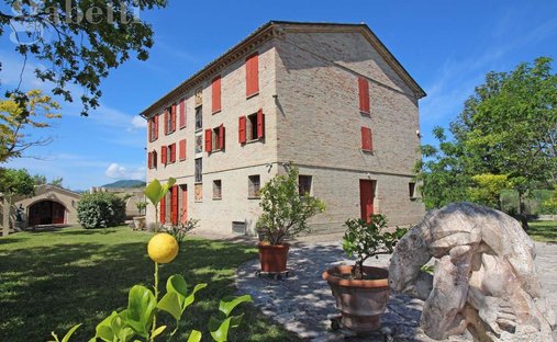 Villa in Arcevia, Marche, Italy 1