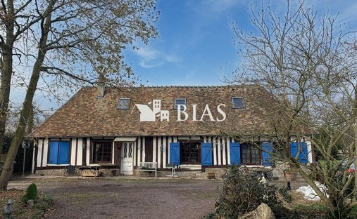 Haus in Le Noyer-en-Ouche, Normandie, Frankreich 1