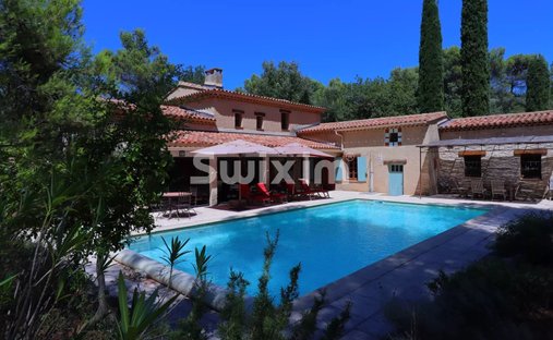 House in Ménerbes, Provence-Alpes-Côte d'Azur, France 1