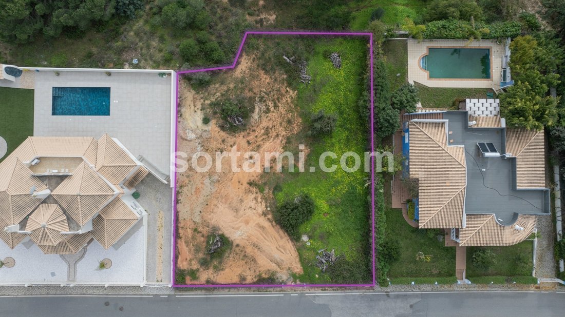 Land in Quarteira, Algarve, Portugal 1 - 17361678