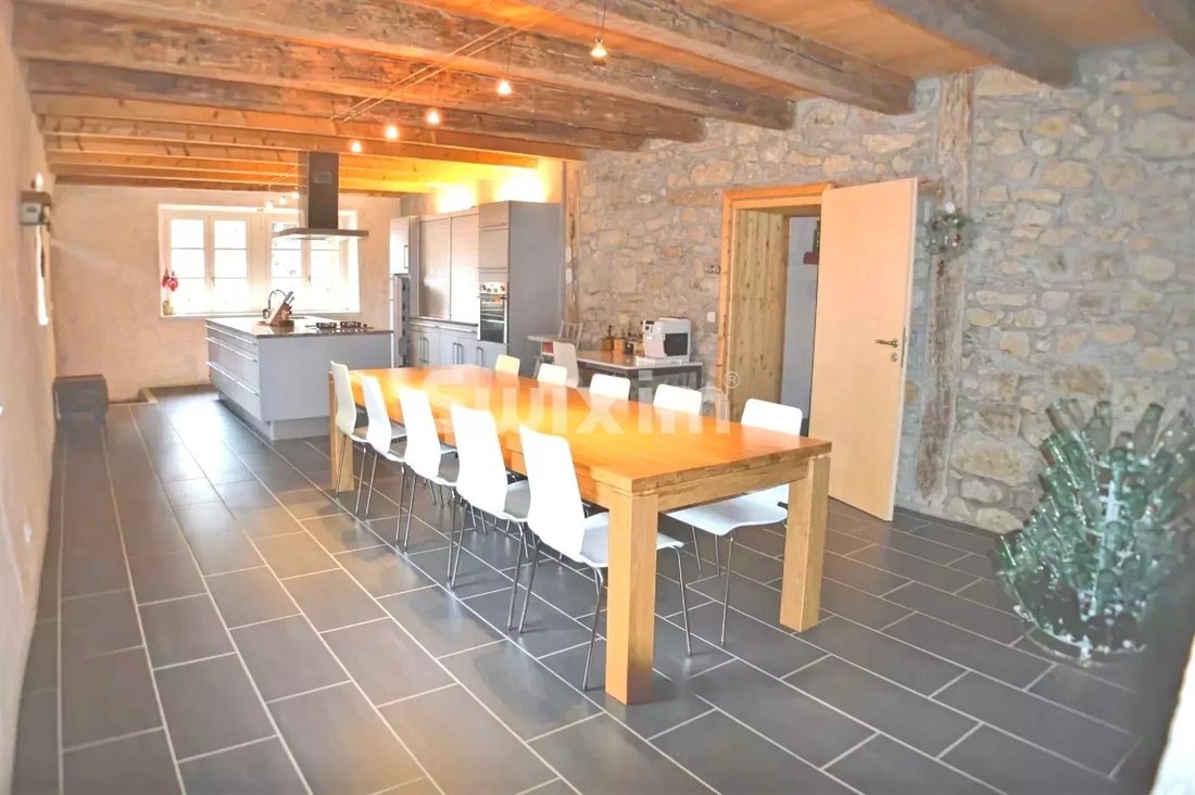 House in Saint-Claude, Bourgogne – Franche-Comté, France 2 - 17049183