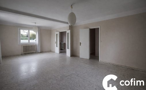 House in Saint-Pierre-d'Irube, Nouvelle-Aquitaine, France 1