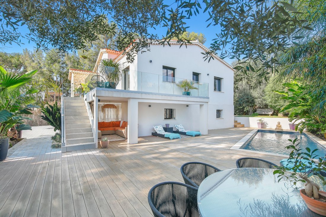 House in Bandol, Provence-Alpes-Côte d'Azur, France 1 - 17361469