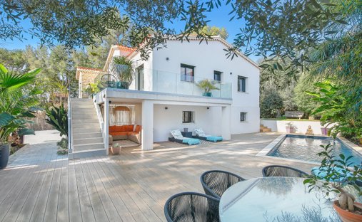 House in Bandol, Provence-Alpes-Côte d'Azur, France 1