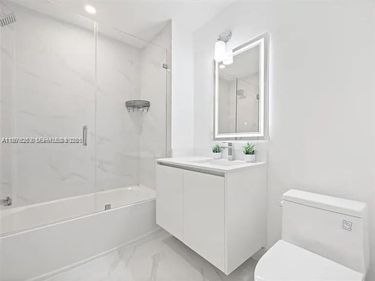 Condo in Miami, Florida, United States 5 - 17366646
