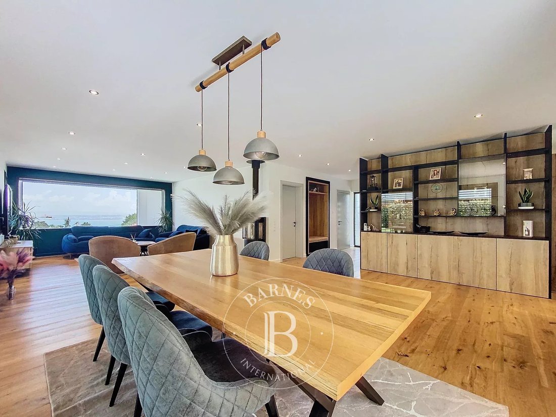 House in Evian-les-Bains, Auvergne-Rhône-Alpes, France 2 - 17371442