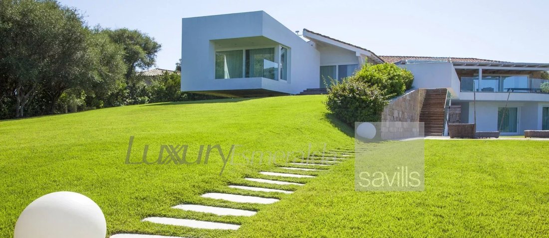 Villa in Puntaldia, Sardinia, Italy 2 - 17357085