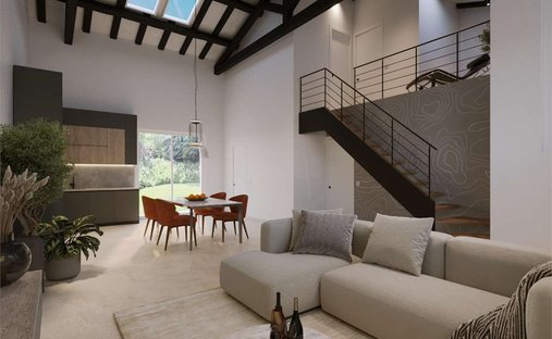 Penthouse in Historic Center, Modena, Emilia-Romagna 1