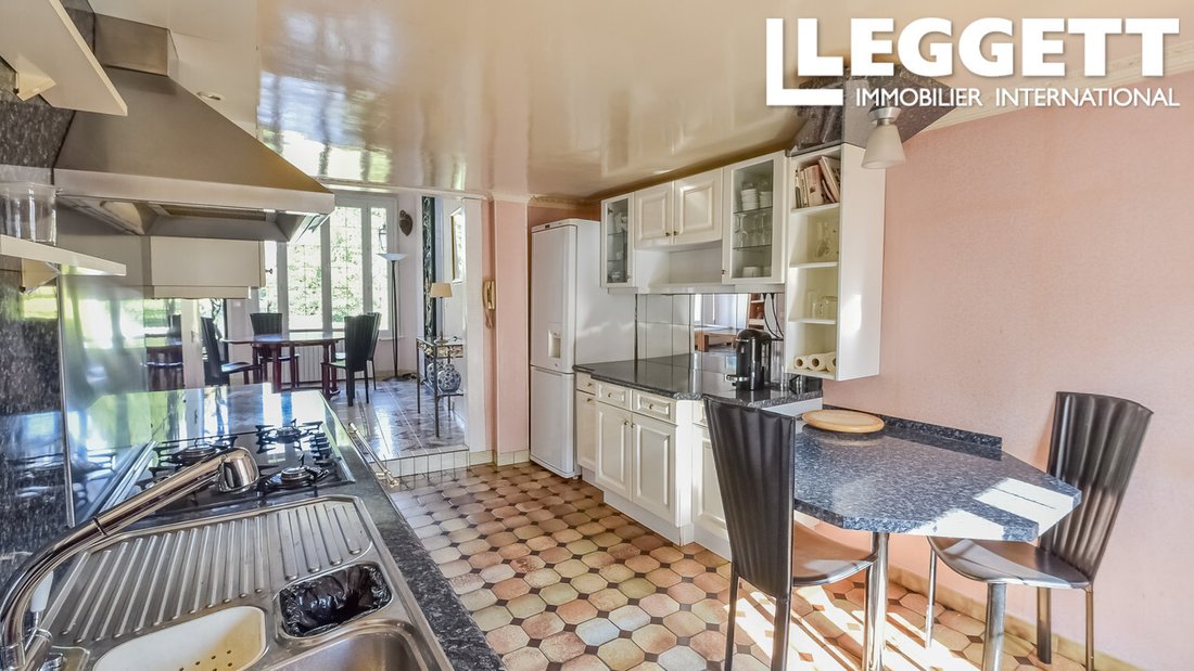 House in Jouy-le-Moutier, Ile-de-France, France 5 - 14330308