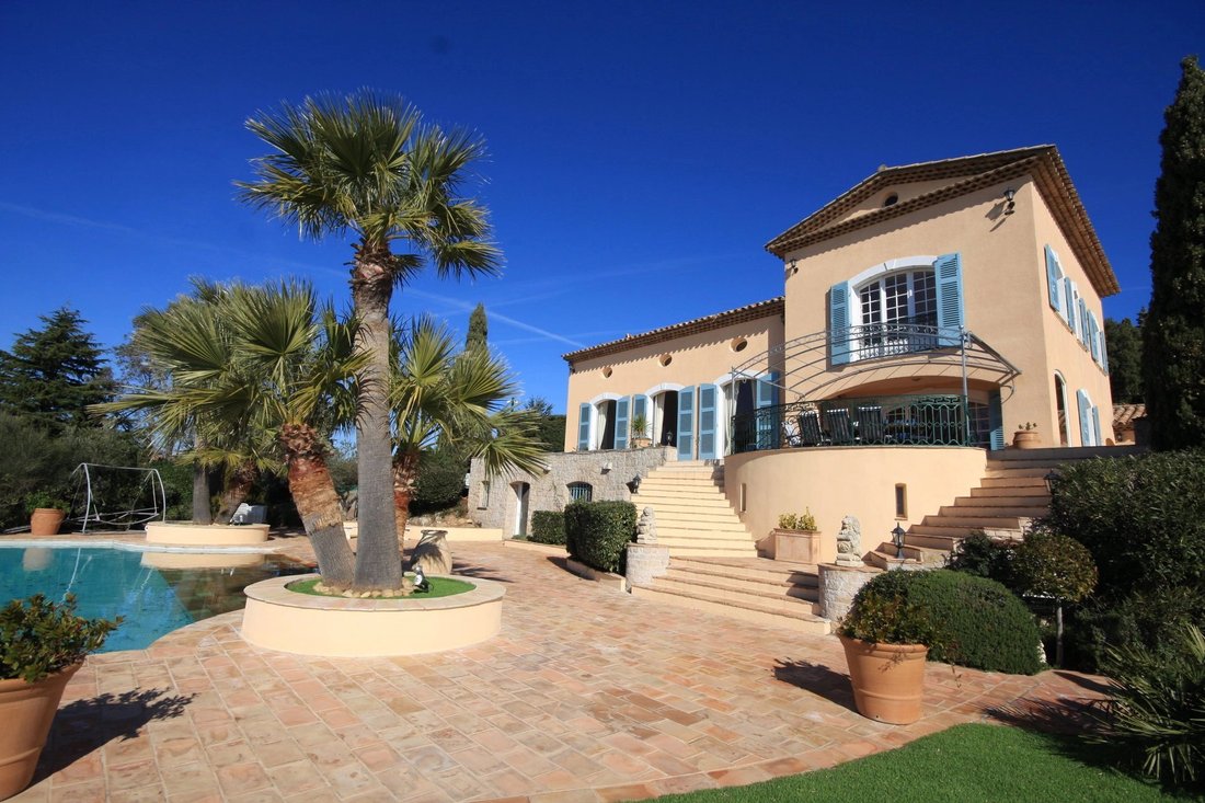 Villa in Cabriès, Provence-Alpes-Côte d'Azur, Frankreich 2 - 17356179