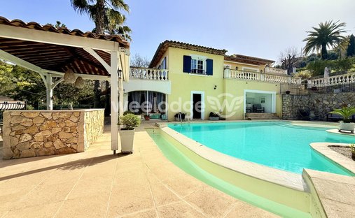 Villa en Les Adrets-de-l'Estérel, Provenza-Alpes-Costa Azul, Francia 1