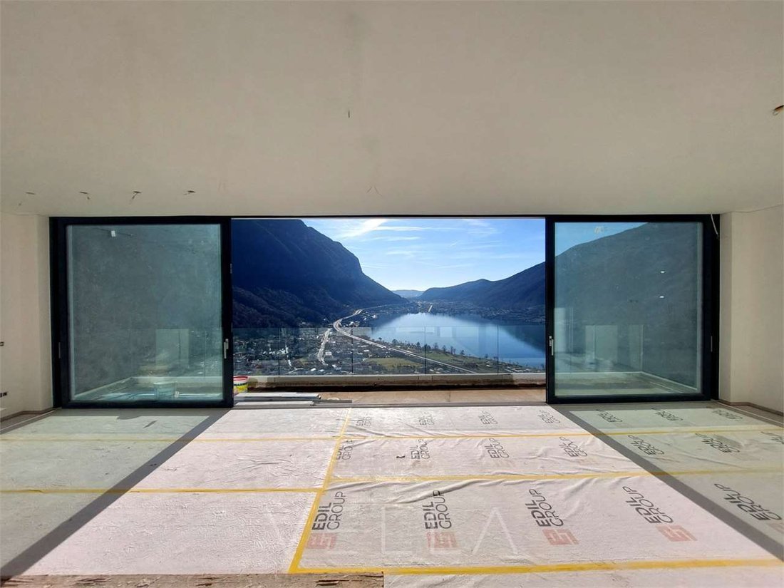 New Build Residence With Panoramic Views