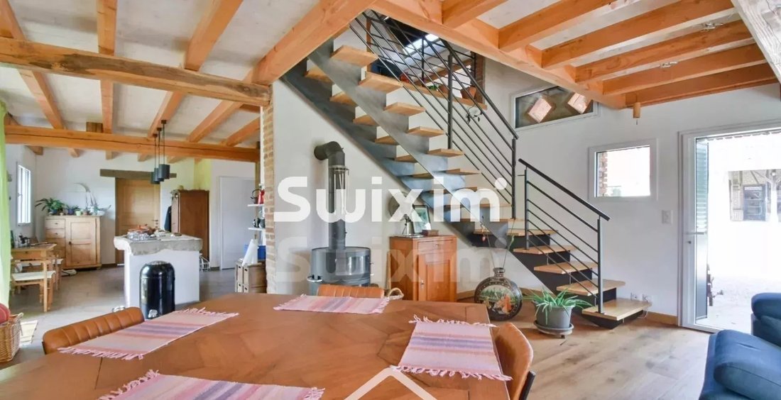 Estate in Montpont-en-Bresse, Bourgogne – Franche-Comté, France 1 - 16555957