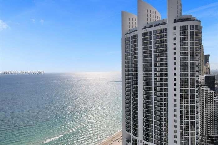 Condo in Sunny Isles Beach, Florida, United States 1 - 17360404