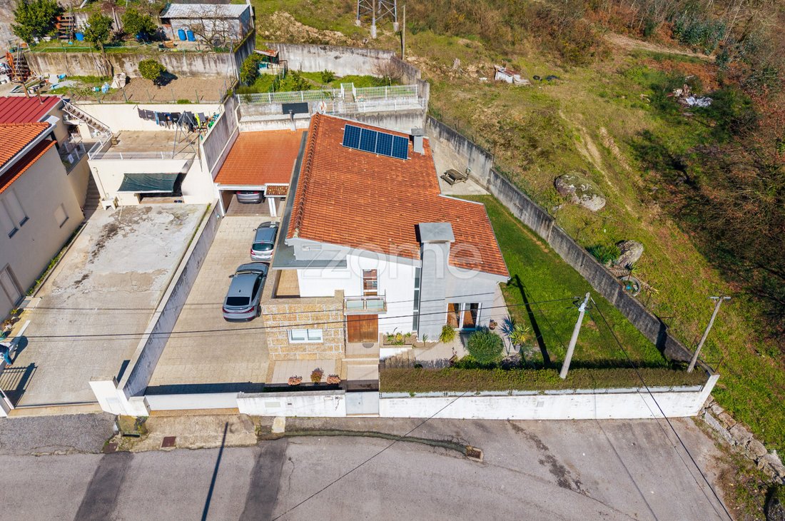 House in Pencelo, Braga, Portugal 1 - 17362024