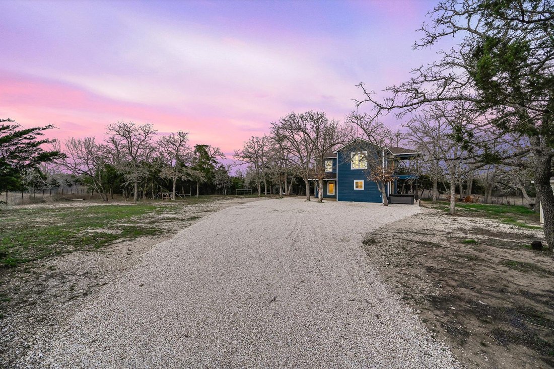 House in Dale, Texas, United States 3 - 17356335