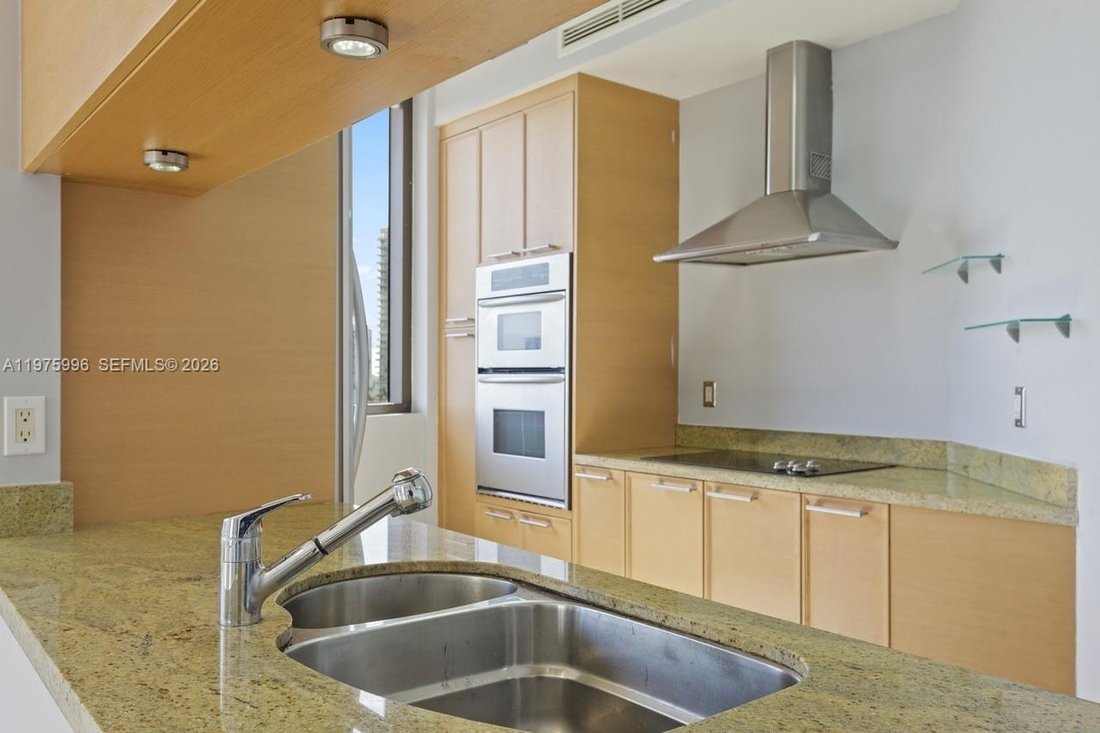 Condo in Sunny Isles Beach, Florida, United States 3 - 17360443