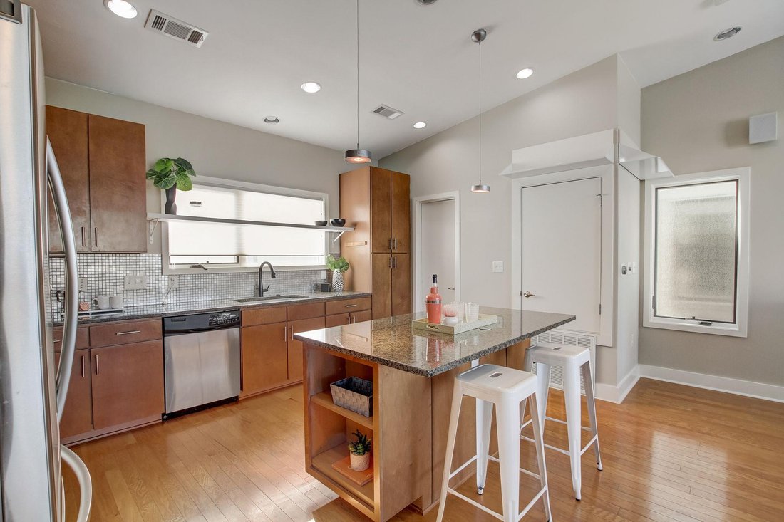 Condo in Austin, Texas, United States 2 - 17365565