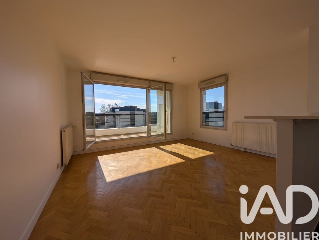Apartment in Montreuil, Versailles, France 3 - 17366391