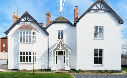 Casa a Leigh Sinton, Inghilterra 1