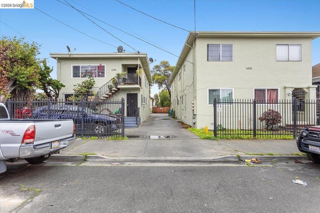 Oakland, California, United States 1 - 17362982