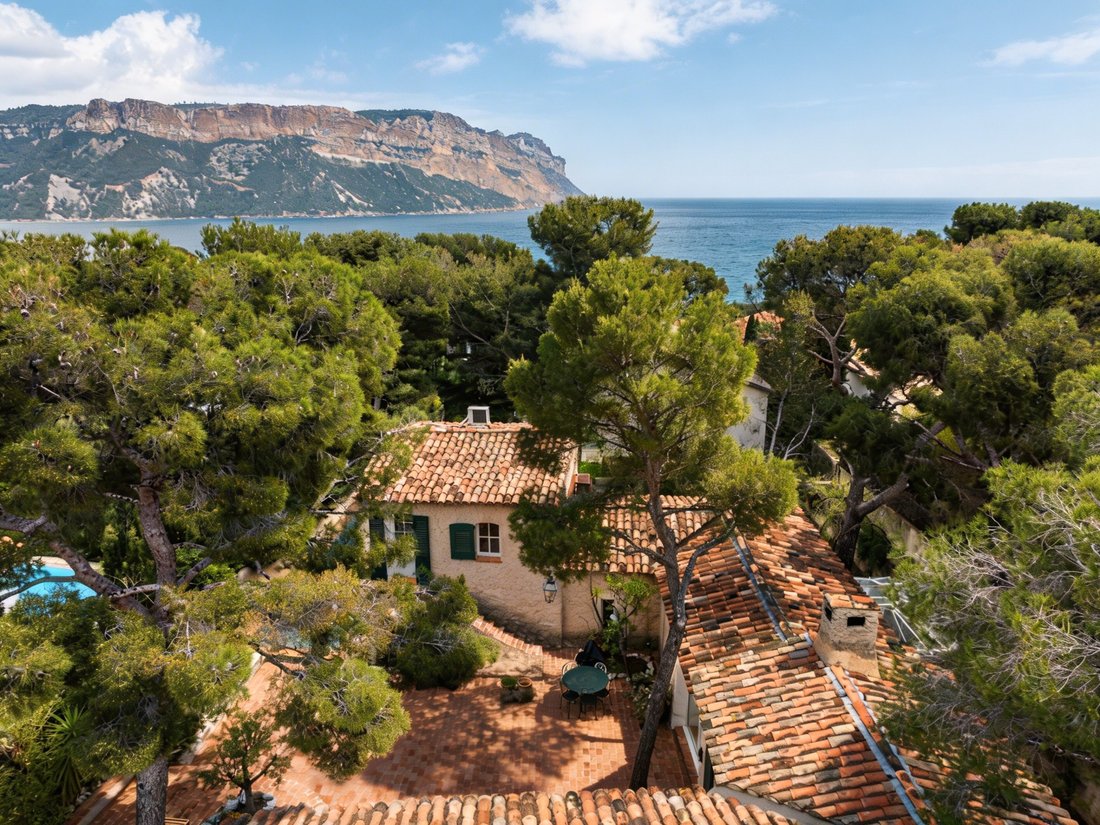 House in Grande Couronne, Cassis, France 1 - 17361466
