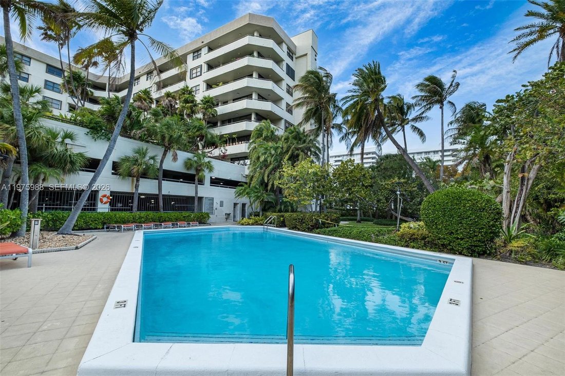 Condo in Key Biscayne, Florida, United States 1 - 17356481