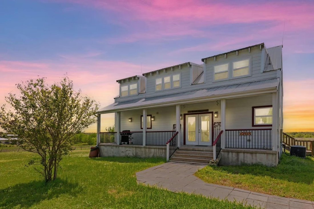 House in Dale, Texas, United States 1 - 17362952