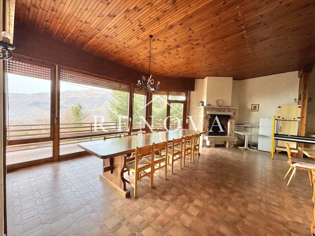 Villa in Caprino Veronese, Veneto, Italy 2 - 17361627