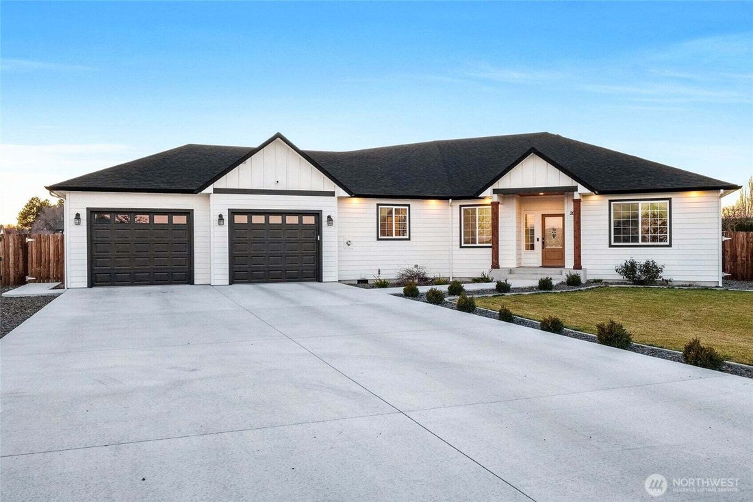 House in Moses Lake, Washington, United States 1 - 17358583