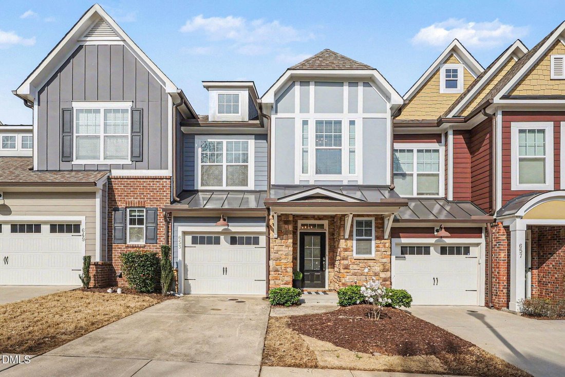 Townhouse in Raleigh, North Carolina, United States 1 - 17360290