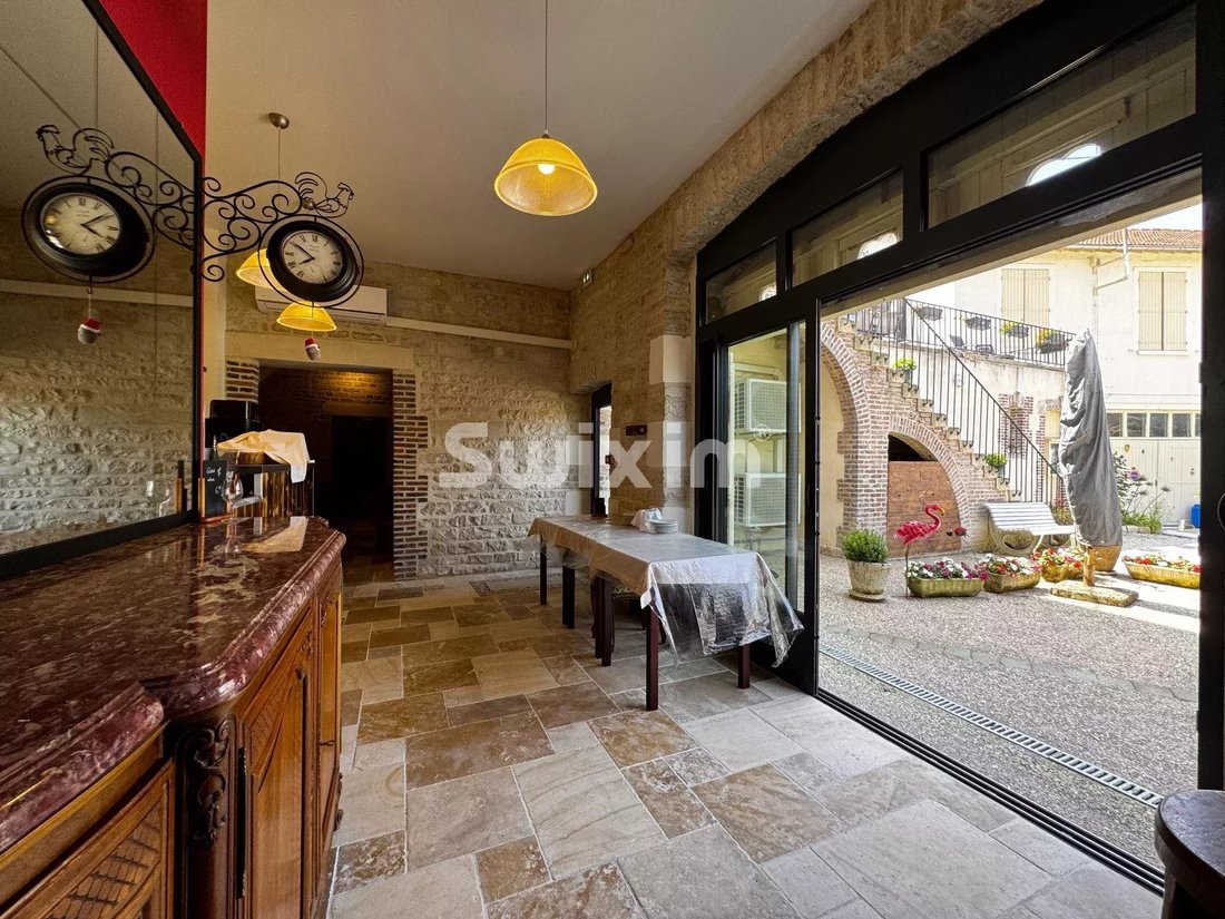 House in Noyers, Bourgogne – Franche-Comté, France 4 - 15976462