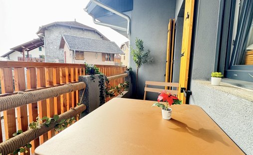 House in Galbert, Annecy, France 1