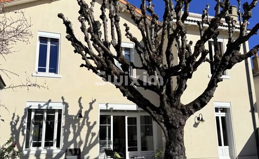 House in Alexis-Montlouis, Montelimar, France 1