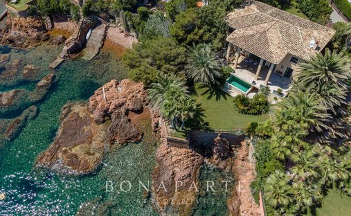 Villa a Saint-Raphaël, Provenza-Alpi-Costa Azzurra, Francia 1