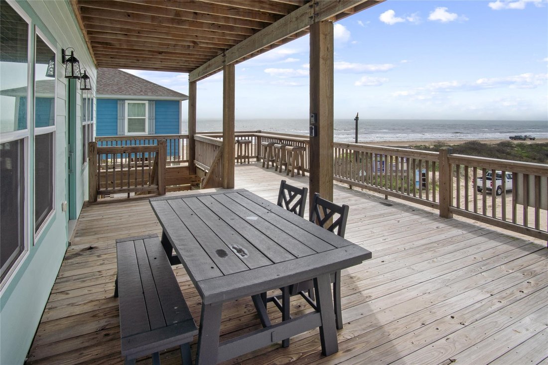 House in Bolivar Peninsula, Texas, United States 2 - 17367042