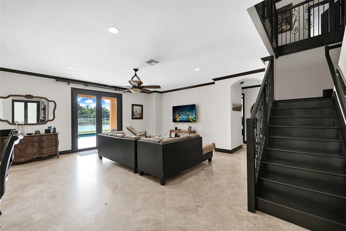 House in Weston, Florida, United States 3 - 16990267