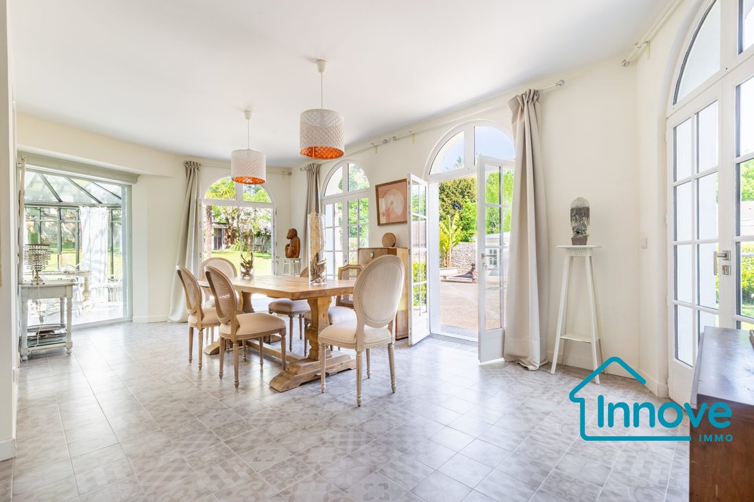 House in Marly-le-Roi, Ile-de-France, France 5 - 17367705