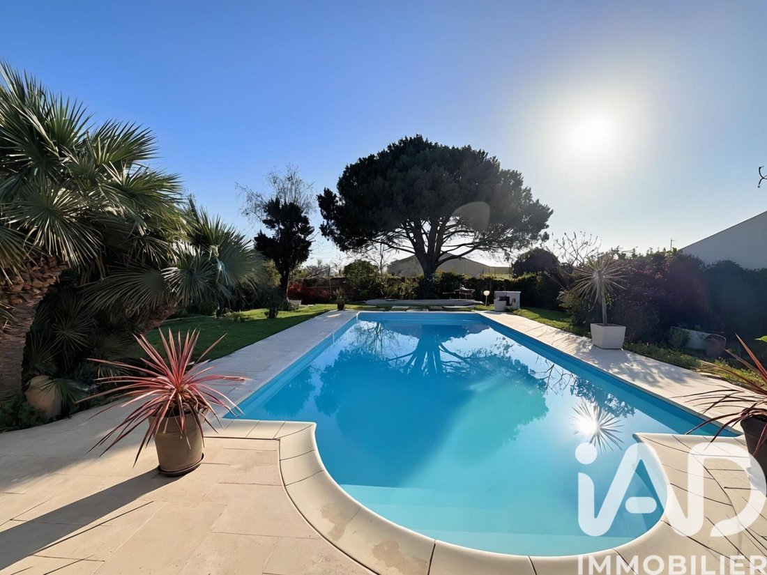 House in Bourg, Aytre, France 1 - 17362028